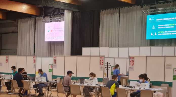 Vaccinazioni Covid. Balzo in avanti tra gli under 19: l’adesione è al 73,30%