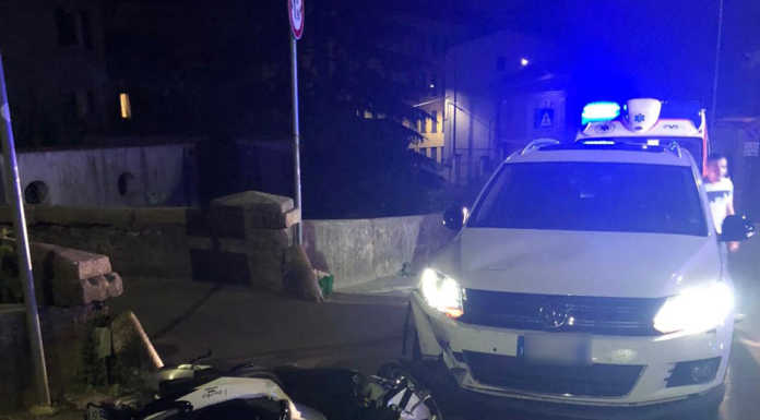 Rancio, incidente tra auto e moto nella notte: soccorso un 19enne