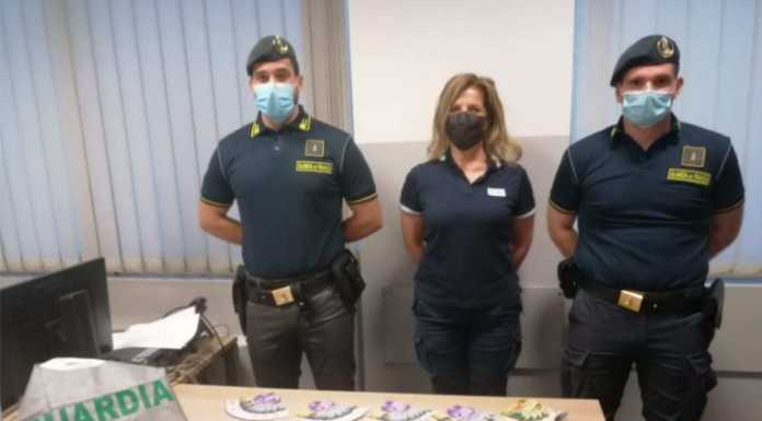 Como. Denaro non dichiarato in dogana, somme sequestrate dalla finanza