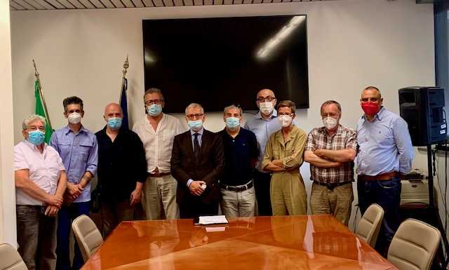 Esternalizzazione appalti gas, energia e ambiente: i sindacati dal prefetto