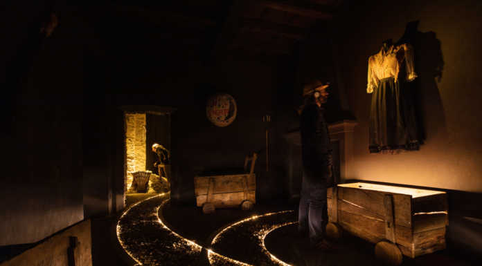 Riapre il nuovo Museo Cantar di Pietra in Valvarrone Museo Cantar di Pietra in Valvarrone