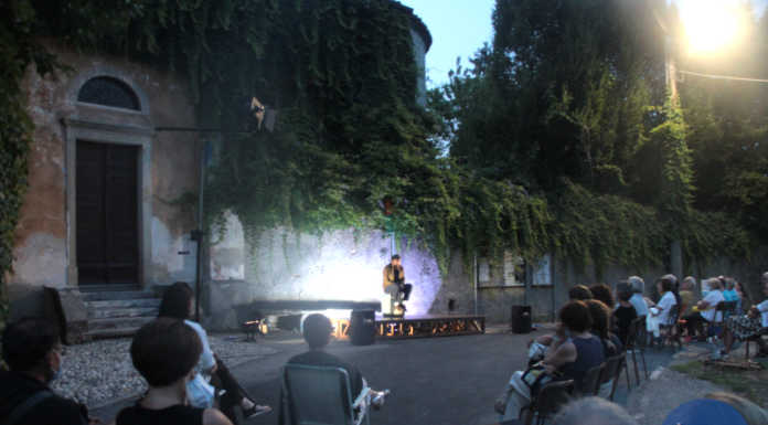 Olgiate, il monologo di Stefano Panzeri incanta il pubblico del Beolco Fest