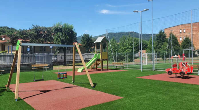 Olgiate, parco giochi chiuso durante il centro estivo: è polemica