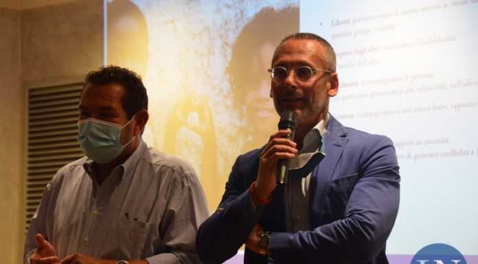Carovana del Sorriso premia i suoi volontari: “Siete un capitale umano importantissimo” Beppe Mambretti e Mauro Piazza