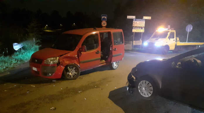 Lomagna. Incidente in via Leonardo da Vinci, ferite tre persone incidente lomagna
