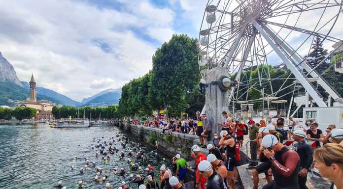 E’ la domenica del Triathlon a Lecco tra nuoto, ciclismo e corsa