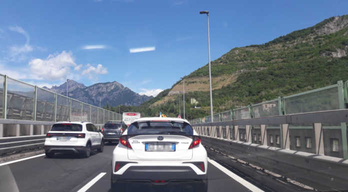Al via il week-end più trafficato di agosto, attenzione alla SS36 code
