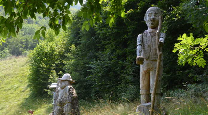 Pasturo. Ai Grassi Lunghi alla scoperta di un sentiero da fiaba dedicato ai bambini Il villaggio lungo il fiume sentiero bimbi pasturo