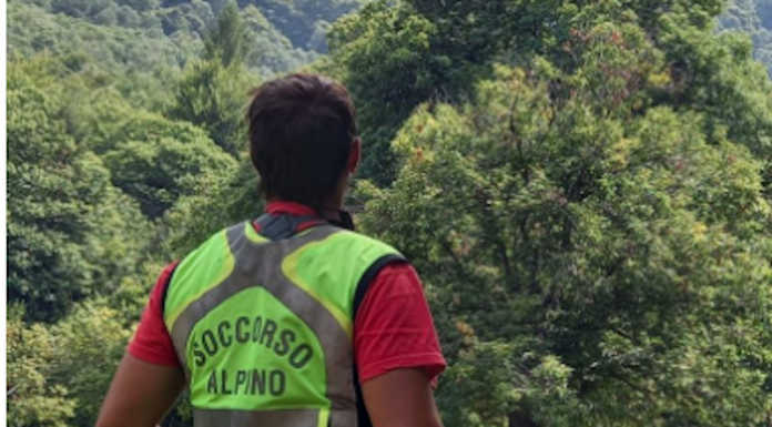 “In montagna con la testa”: l’appello del Soccorso alpino ai fungiatt