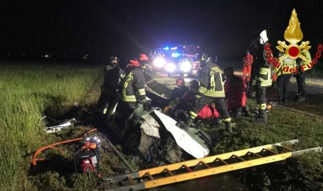 Tragico schianto nella notte a Gerenzago, morta una donna di 51 anni Incidente a Gerenzago fuori provincia