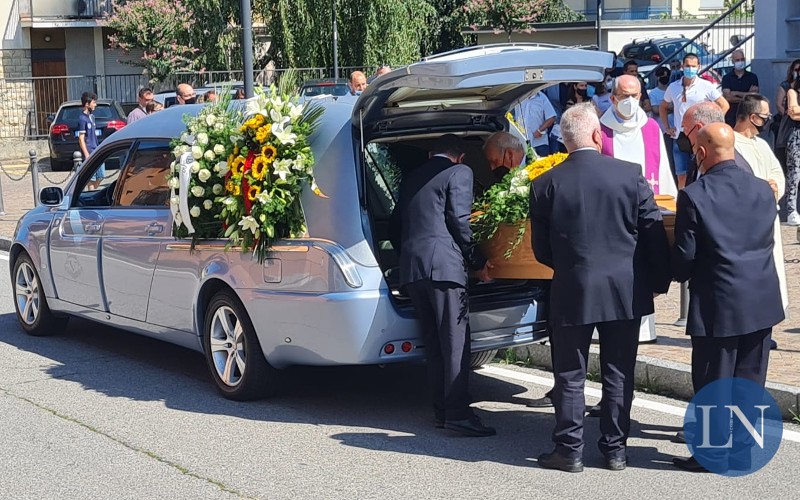 funerale_michele_di_perna_foppenico_calolzio