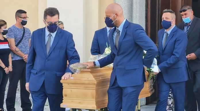Civate. Doloroso addio a Sara Ghislanzoni, giovane mamma di 40 anni funerale_sara_ghislanzoni_civate