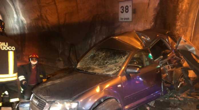 Lierna, terribile schianto in SS36: un ferito in gravi condizioni