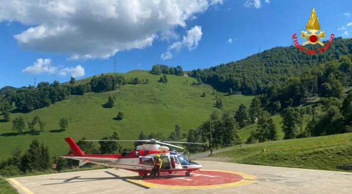 In difficoltà sul Resegone, donna recuperata dai Vigili del Fuoco Elicottero Drago Vigili del Fuoco