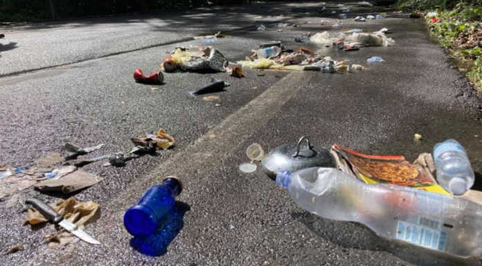 Abbandona un sacco di rifiuti sulla Ballabio-Resinelli: “Individuato il colpevole” rifiuti ballabio-resinelli