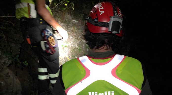 Paderno. Rinvenuto il cadavere di una donna sul greto del fiume Adda Vigili del fuoco paderno d'adda