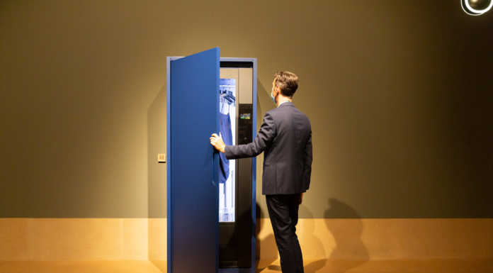 Mobile. A Lecco segno “meno”: calano imprese, dipendenti ed export