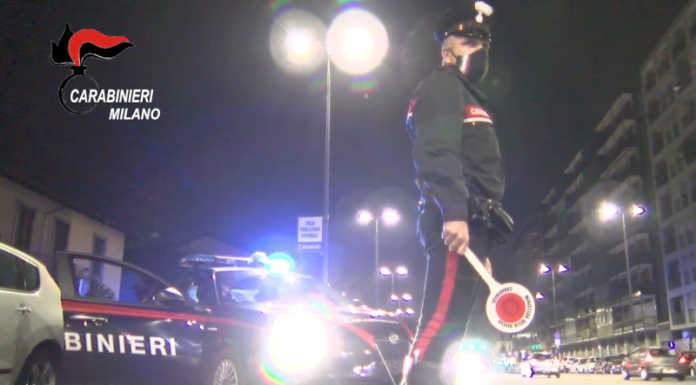 Rapine nelle vie della movida di Milano, arrestati quattro giovani