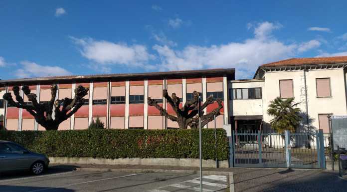 “L’ospedale di Bellano Casa di Comunità? Meglio le ex scuole di Colico”