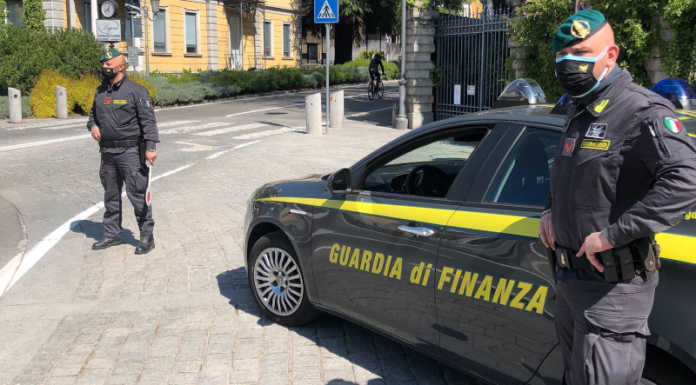 Milano, la Finanza sequestra un cantiere davanti al Parco delle cave Guardia di Finanza