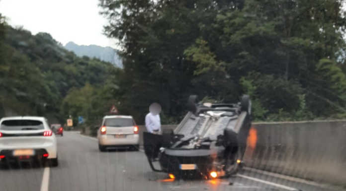 Auto ribaltata sulla nuova Lecco-Ballabio, soccorsa una 60enne Incidente Lecco-Ballabio