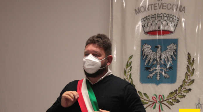 Montevecchia. Il giuramento del neo sindaco Pendeggia: “Dopo tanti anni si svolta”