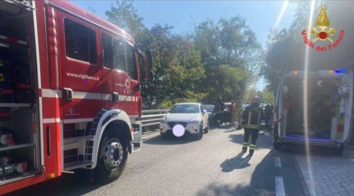 Pescate. Incidente stradale in via Belvedere. Coinvolti quattro veicoli