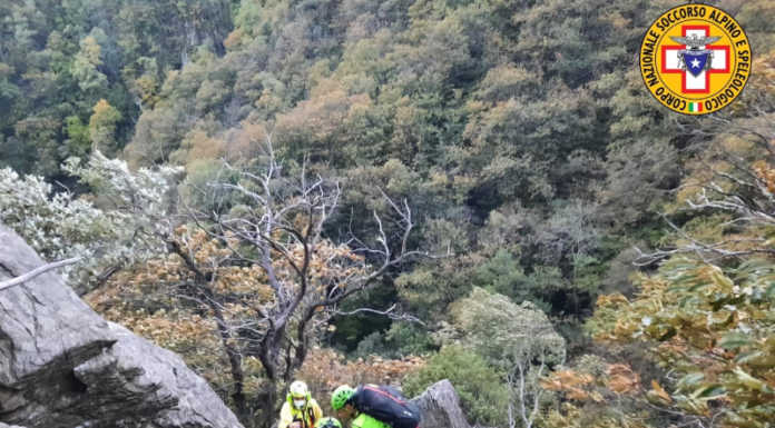 Si perde in una zona impervia sopra Sorico, soccorso ciclista tedesco Soccorso alpino sorico