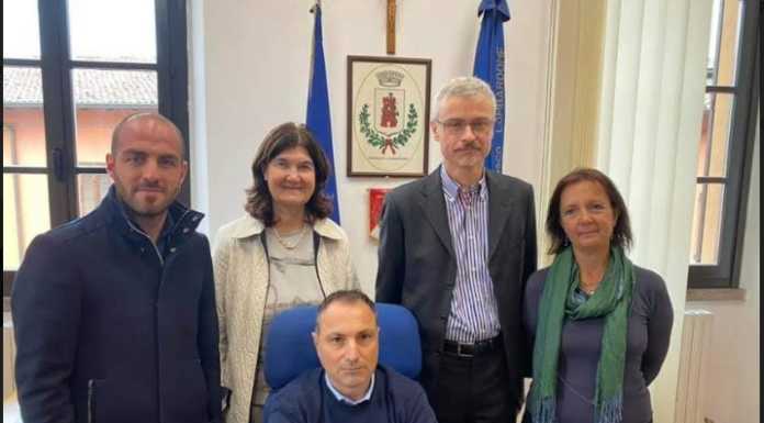 Cernusco. Il sindaco Gennaro Toto presenta la nuova giunta giunta cernusco sindaco gennaro toto