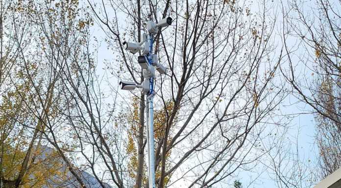 Pescate, riposizionate le telecamere vandalizzate al parco Addio Monti