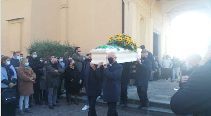 Imbersago, straziante addio a Claudia Bonfanti: “La tua vita è stata un dono”