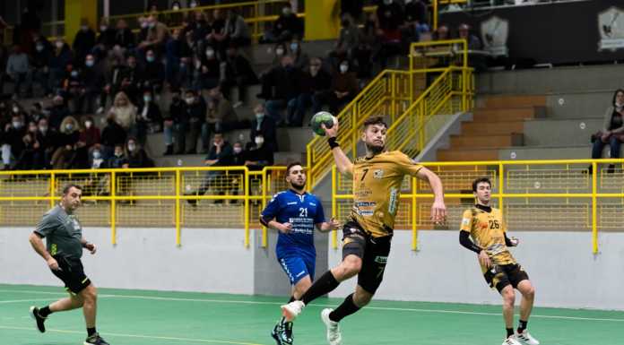 Pallamano. Big match per Molteno che si gioca la vetta della classifica pallamano molteno
