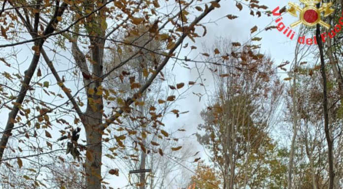 Cremeno. Teleferica in fiamme in località Casere, intervento dei Vigili del Fuoco teleferica incendio cremeno