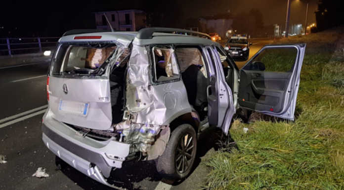 Calco, scontro tra due auto la sera della Vigilia lungo la Provinciale