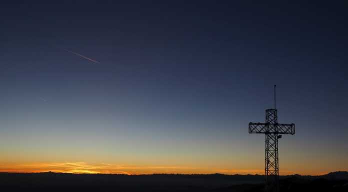 Lo spettacolo a 360° che si gode dalla vetta del Magnodeno