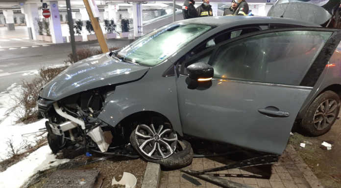 Calco, schianto nella notte lungo la Provinciale, soccorsi due giovani