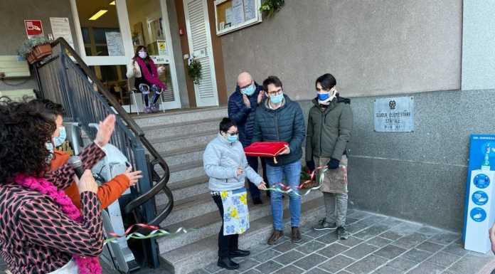 Inaugurata nelle ex scuole elementari di Laorca la Casa di Quartiere Casa di Quartiere Laorca inaugurazione