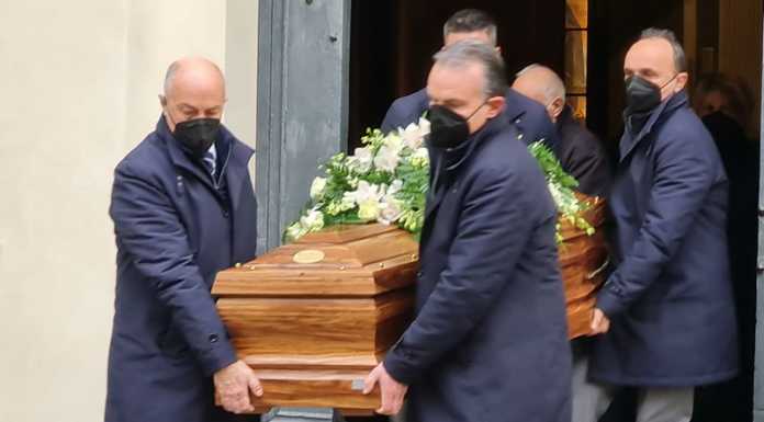 A Mandello l’addio a Cristina Gilardoni: “L’amore del Signore supera tutto”