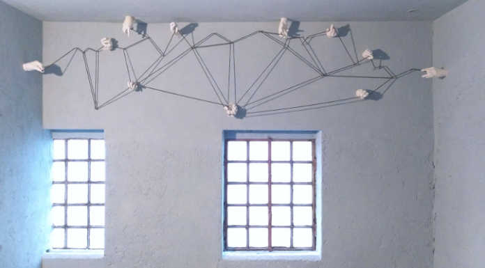 Arte e montagna: nel bivacco del Resegone l’installazione di una giovane artista bivacco resegone-installazione artistica