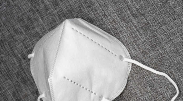 Covid. Da sabato via l’obbligo della mascherina sui mezzi pubblici