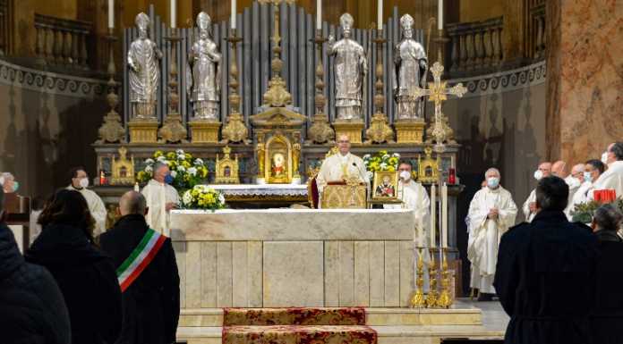 Lecco celebra San Nicolò. L’appello del prevosto: “Tre donne da aiutare”