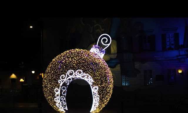 Luci su Lecco 2021, il magnifico video del lecchese Matteo Colombo