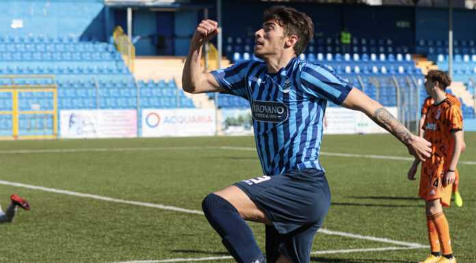 Calcio Lecco. Il difensore Mattia Capoferri ritorna in bluceleste