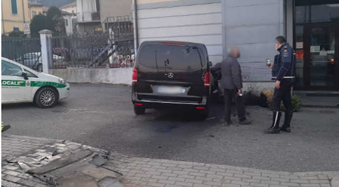 Airuno, si schianta con l’auto contro il muro: soccorso 71enne