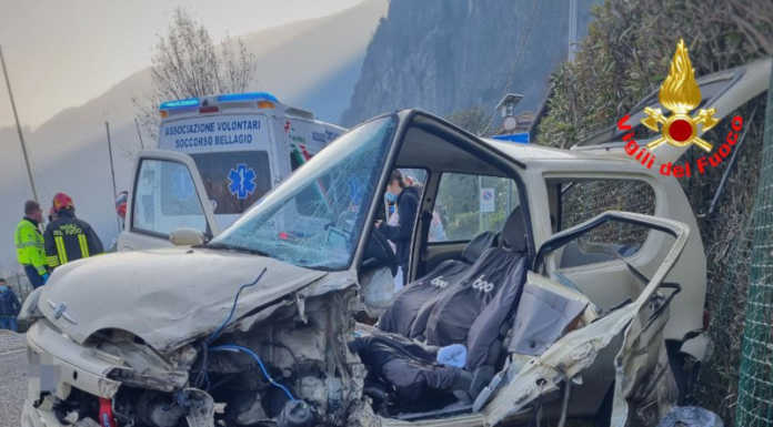 Scontro frontale a Oliveto Lario, un 19enne ferito gravemente