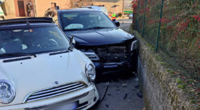Olgiate: scontro tra due auto in via Pilata. Una donna al Ps
