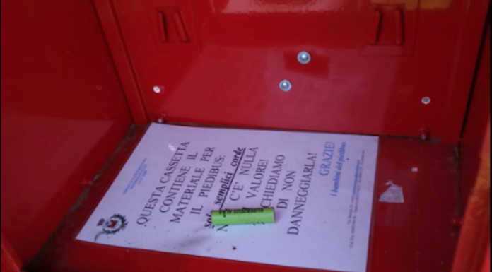 Olgiate, vandalizzata la cassetta degli attrezzi del Piedibus. L’appello dell’assessore