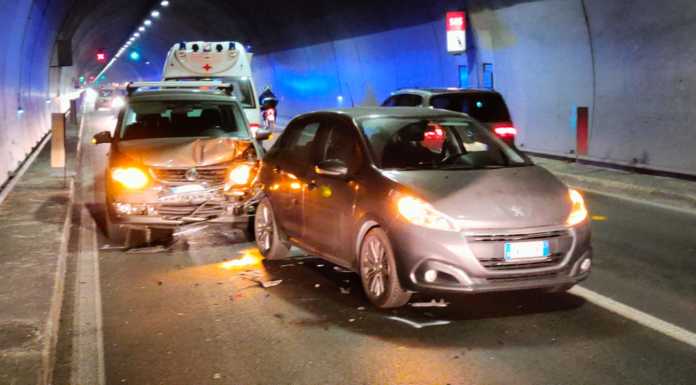 Lecco-Ballabio, incidente nella galleria del Lupo: quattro le persone soccorse