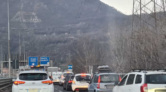Esodo estivo: 130mila auto passate da Lecco nel weekend incidente ss36 28 gennaio 2022 (2)