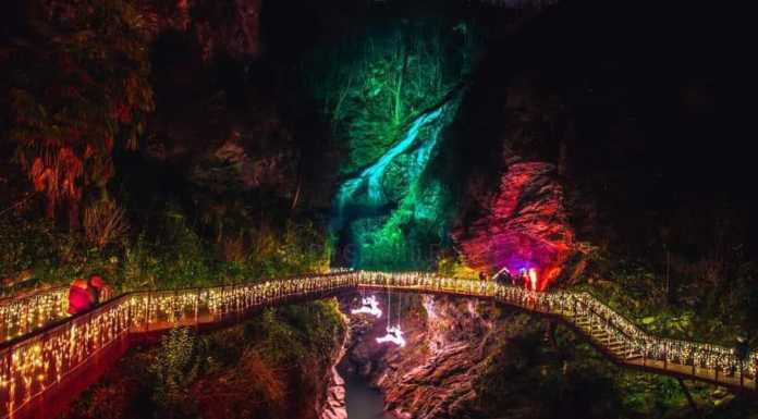 A Bellano si accende un Orrido da Favola in vista del Natale